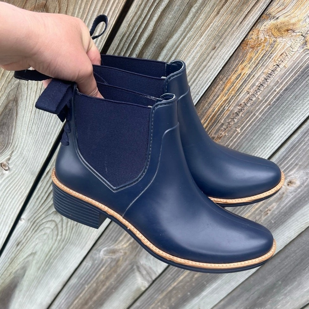 Bernardo‎ Rain Boots Women Size 8 Navy Blue Back Bow Chelsea Ankle TE38K